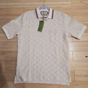 Gucci 3 button Men's Polo shirt for the LOW.
